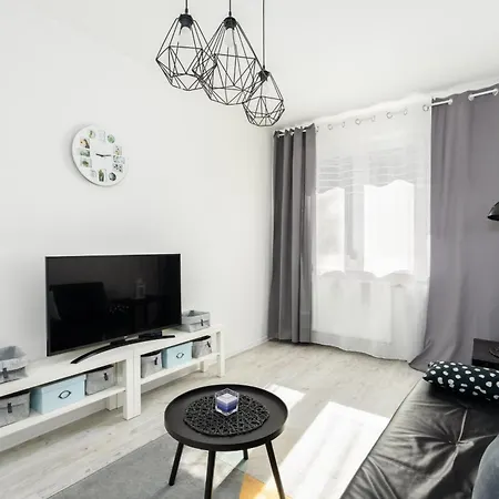 Modern With Balcony 2 Km To International Fair By Renters *